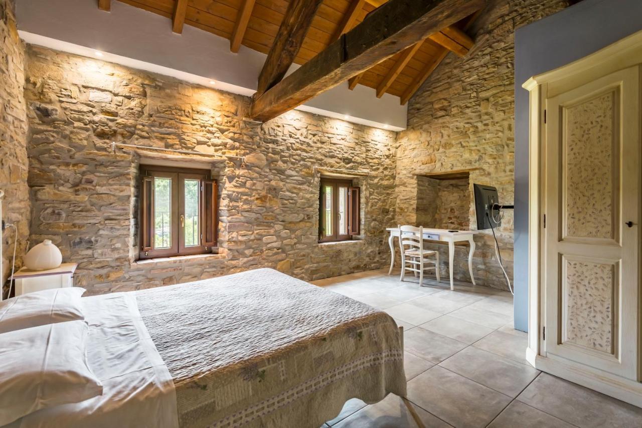 Agriturismo Il Salice Tizzano Val Parma Exterior foto