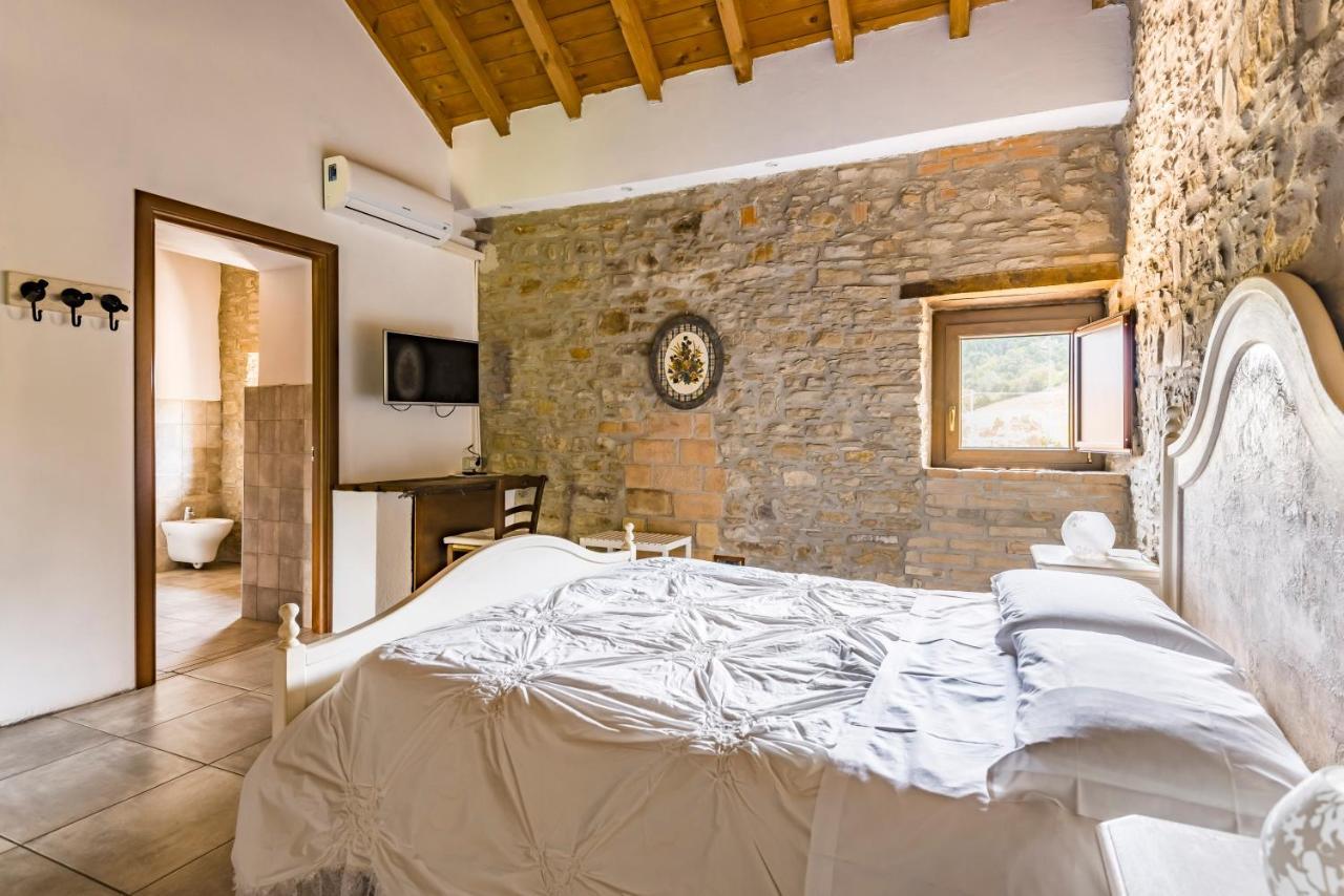 Agriturismo Il Salice Tizzano Val Parma Exterior foto